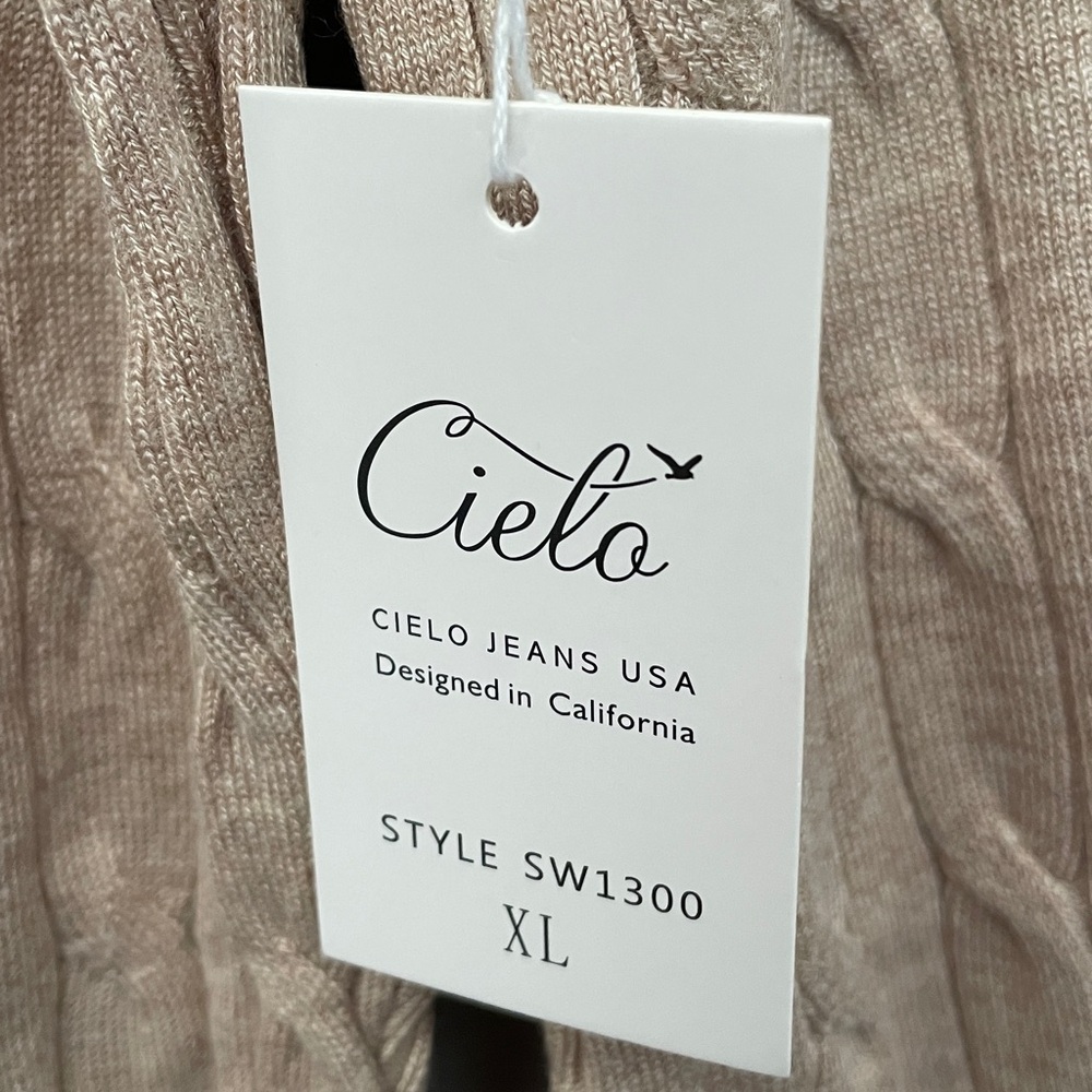 NWT- Women's Cielo Soft and Sexy Cable Knit Cardigan, Khaki - Picture 4 of 6